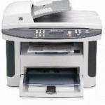 Platzsparend und multifunktional – Die Allrounder der HP LaserJet M1522 MFP-Serie