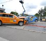 Crashtest: Audi Q7 gegen Fiat 500