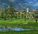 Südtiroler Verwöhnhotels: Der früheste Golfstart in den Alpen