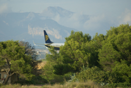 Airlines - Ryan Air, Irische No Frills Airline in Europa (09198), Foto: ©Carstino Delmonte (2009)