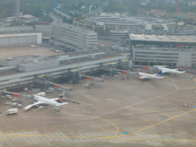 Airports - Düsseldorf, Deutschland, Foto: ©Carstino Delmonte (2006)