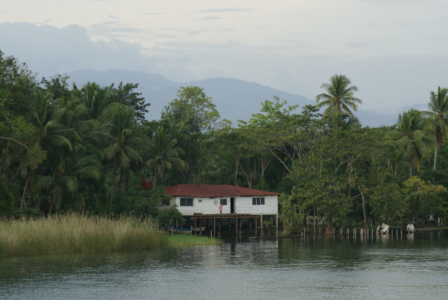 Guatemala - Rio Dulce